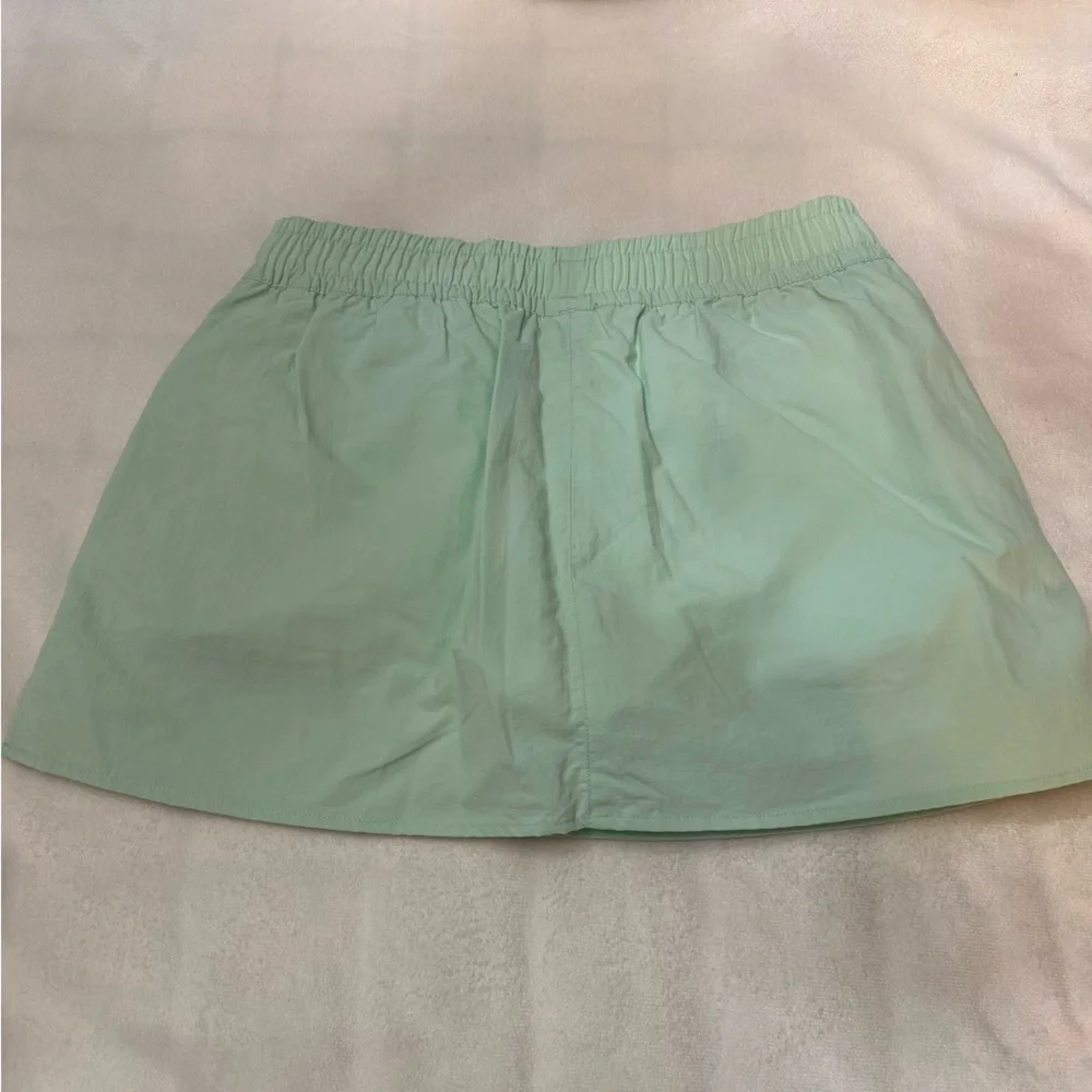 ALO Yoga Mint Green Mini Skirt - Picture 10 of 12